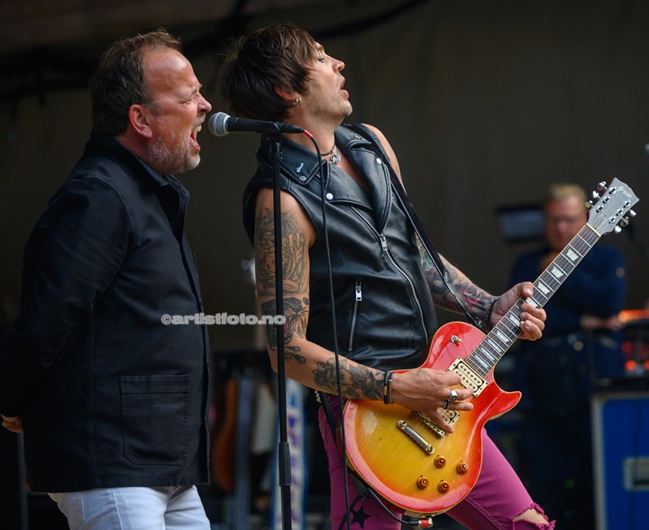 Gluecifer på Ravnedalen Live 2023 , Kristiansand. Foto: Svein Erik Nomeland