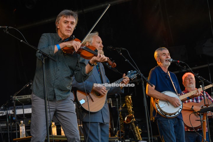 Sean Cannon med The Dublin Legends, Canal SSean Cannon med The Dublin Legends, Canal Street, Arendal. Foto: Svein Erik Nomelandreet, Arendal. Foto: Svein Erik Nomeland