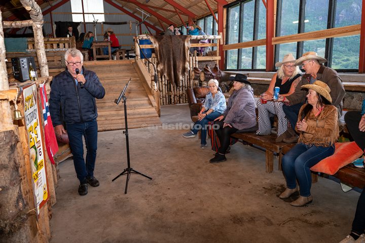 Geir Helge Haga uderholdt på Sommerfesten i Kongsdalen, Foto: Svein Erik Nomeland