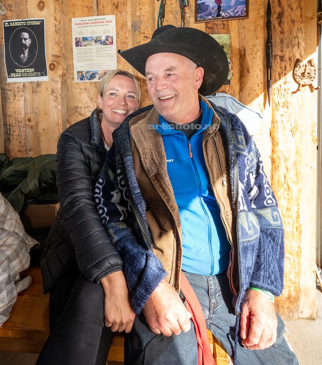 Arvid Mæland med kjæresten Anette Bilstad, Sommerfest i Kongsdalen, , Foto: Svein Erik Nomeland