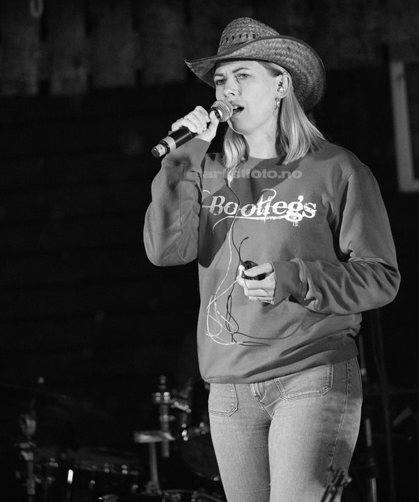 Linda Vehusheia Larsen, Bootlegs, Sommerfest i Kongsdalen, Foto: Svein Erik Nomeland