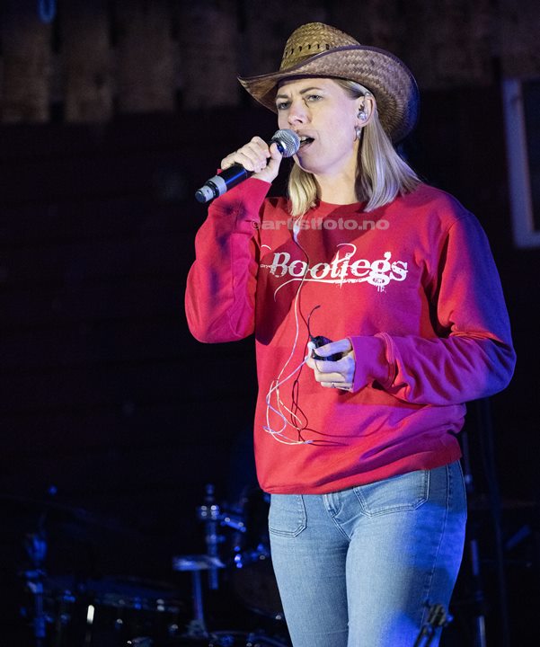 Linda Vehusheia Larsen, Bootlegs, Sommerfest i Kongsdalen, Foto: Svein Erik Nomeland