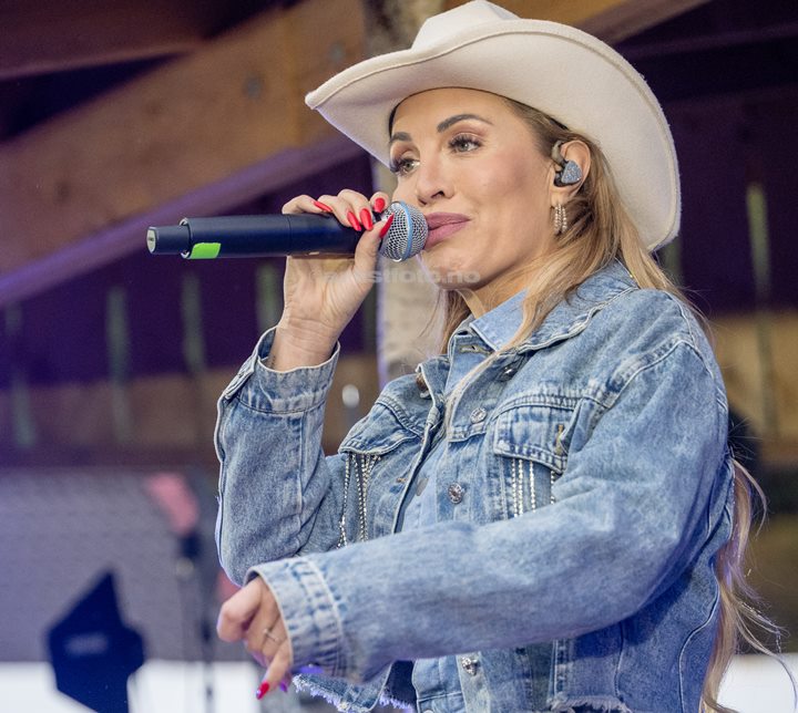 Carina Dahl, Sommerfest i Kongsdalen, Foto: Svein Erik Nomeland
