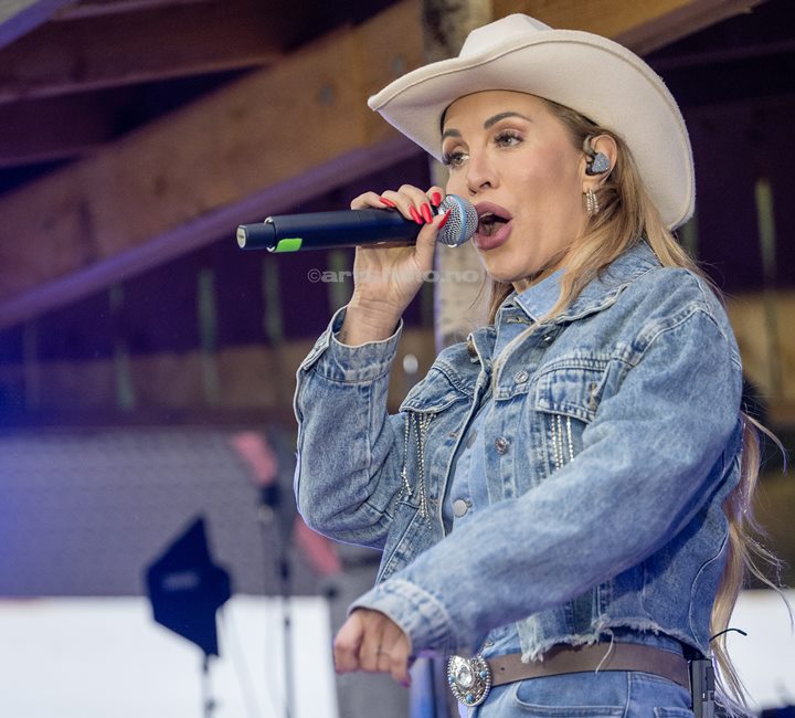 Carina Dahl, Sommerfest i Kongsdalen, Foto: Svein Erik Nomeland