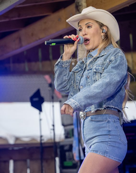 Carina Dahl, Sommerfest i Kongsdalen, Foto: Svein Erik Nomeland