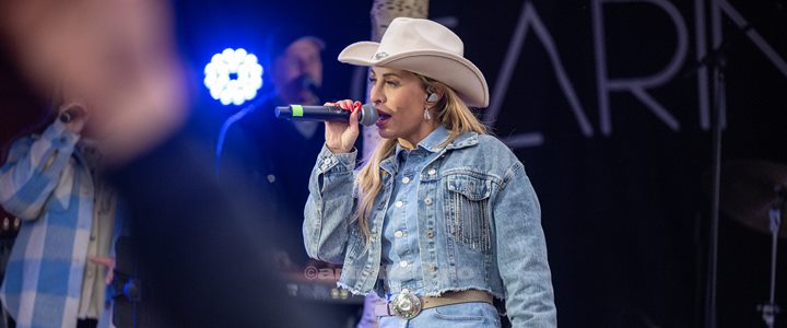 Carina Dahl, SCarina Dahl, Sommerfest i Kongsdalen, Foto: Svein Erik Nomelandommerfest i Kongsdalen, Foto: Svein Erik Nomeland