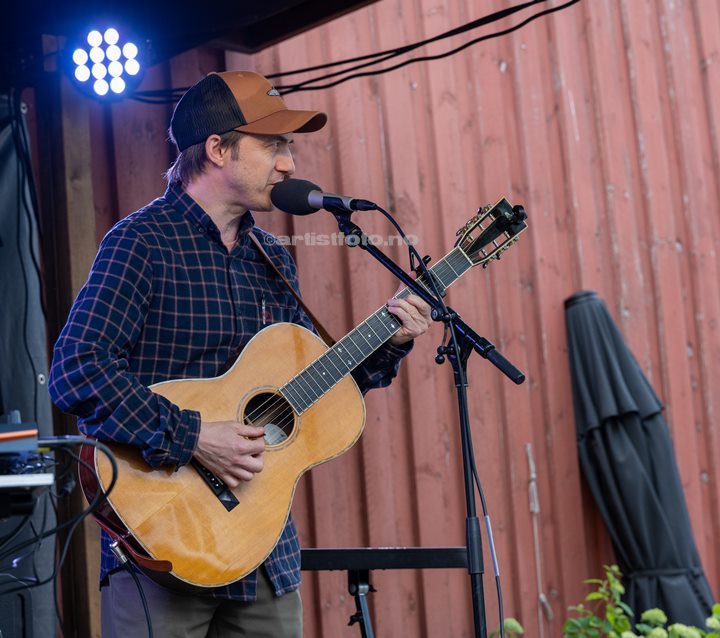 Konsert med Tønes, Posebyhaven, Kristiansand. Foto: Svein Erik Nomeland