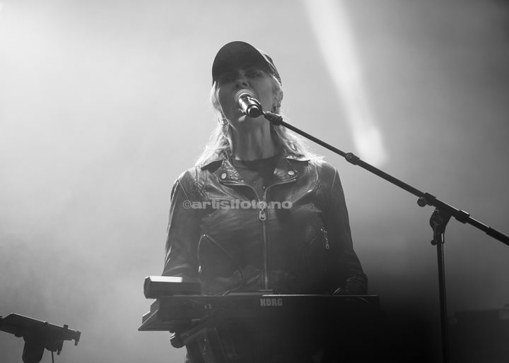 Åshild Mundal, Dance With a Stranger, Skalldyrfestivalen, Mandal, 2024. Foto: Svein Erik Nomeland