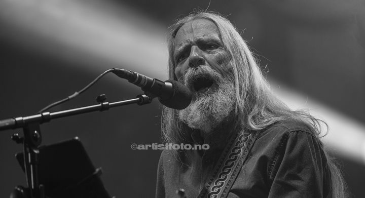 Øivind «Elg» Elgenes, Dance With a Stranger, Skalldyrfestivalen, Mandal, 2024. Foto: Svein Erik Nomeland