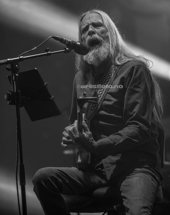 Øivind «Elg» Elgenes, Dance With a Stranger, Skalldyrfestivalen, Mandal, 2024. Foto: Svein Erik Nomeland