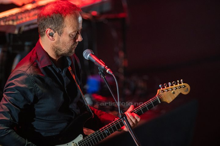Børge Petersen-Øverlei, konsert med Kari Bremnes i Kilden, Kristiansand. Foto: Svein Erik Nomeland
