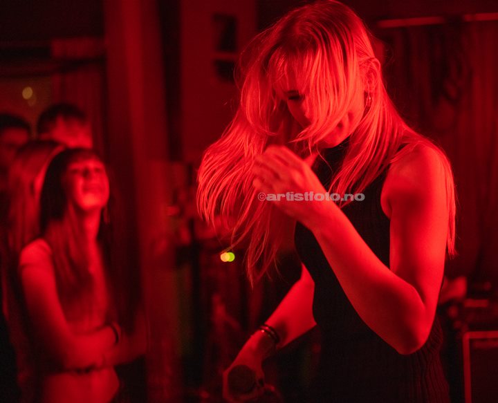 Engraved på Vaktbua, Kristiansand. Foto: Svein Erik Nomeland