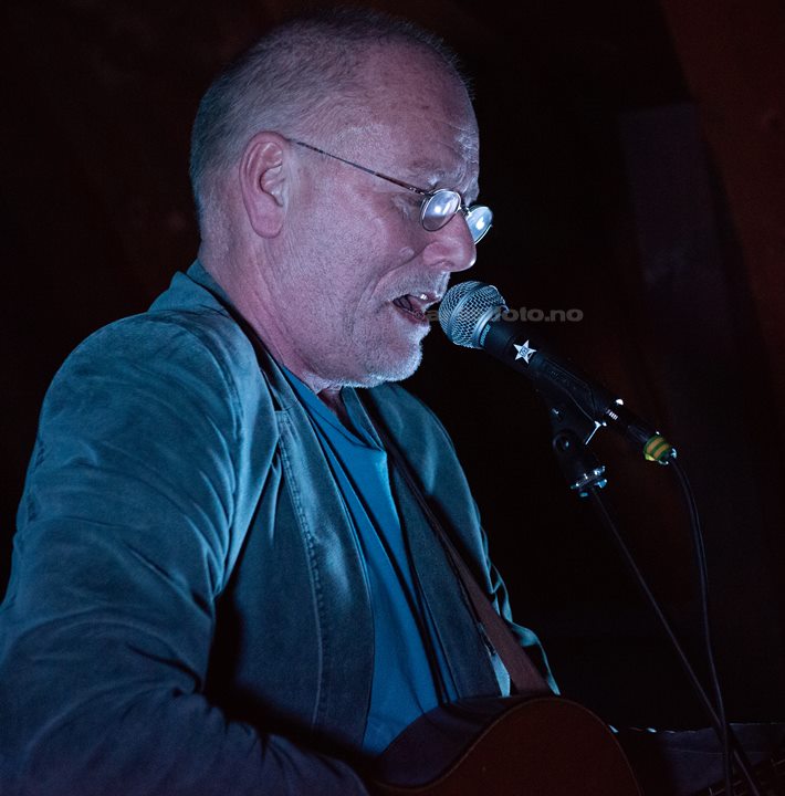 Lars Martin Myhre, død 28.12. 2024. ( Arkivbilde ‎8. 3. 2015 på Sjøboden i Mandal). Foto: Svein Erik Nomeland