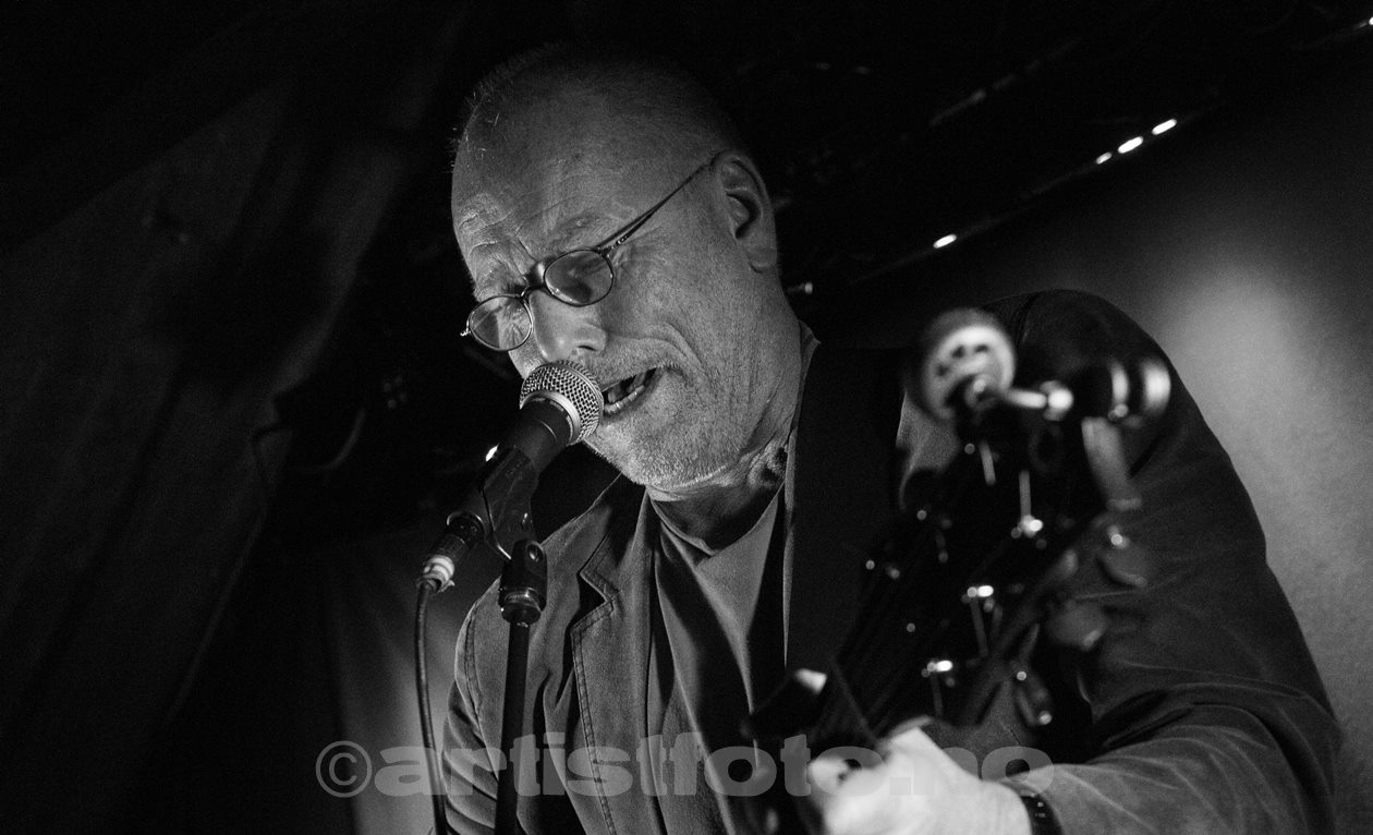 Lars Martin Myhre, død 28.12. 2024. ( Arkivbilde ‎8. 3. 2015 på Sjøboden i Mandal)(Header). Foto: Svein Erik Nomeland