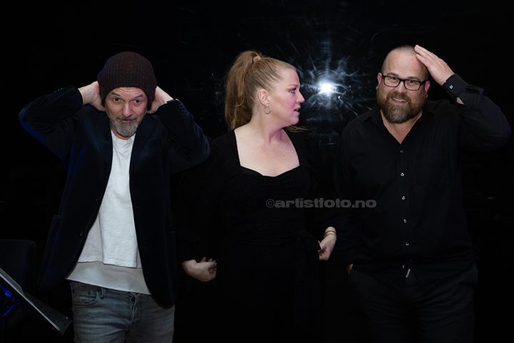 Fra venstre: Vidar Arntsen, Rebecca Reimers, Kjell Martin Sirnes, Myrul, Under, Lindesnes. Foto: Svein Erik Nomeland