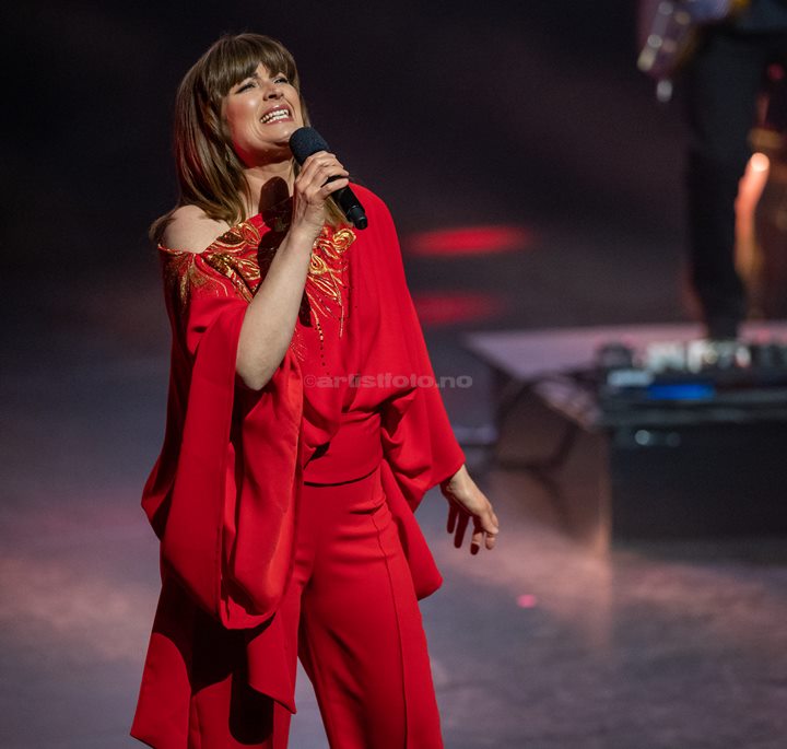 Lise Karlsnes, Waterloo – Vår ABBA-hyllest, Kilden Kristiansand. Foto: Svein Erik Nomeland