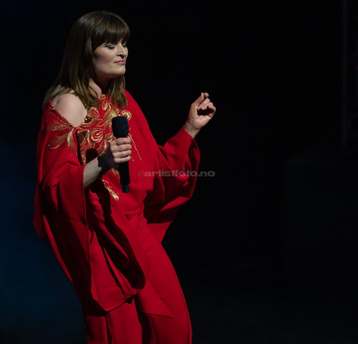 Lise Karlsnes, Waterloo – Vår ABBA-hyllest, Kilden Kristiansand. Foto: Svein Erik Nomeland