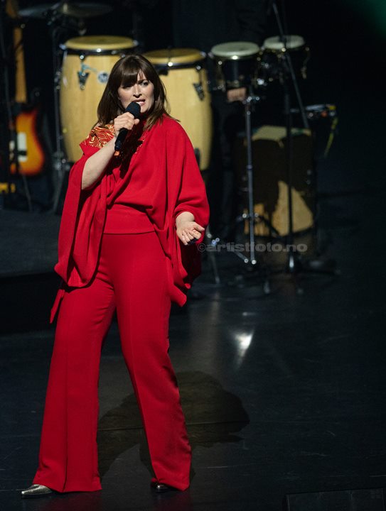 Lise Karlsnes, Waterloo – Vår ABBA-hyllest, Kilden Kristiansand. Foto: Svein Erik Nomeland