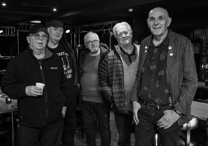 De Musikalske Dvergene på Madam Felle, Bergen. Foto: Svein Erik Nomeland