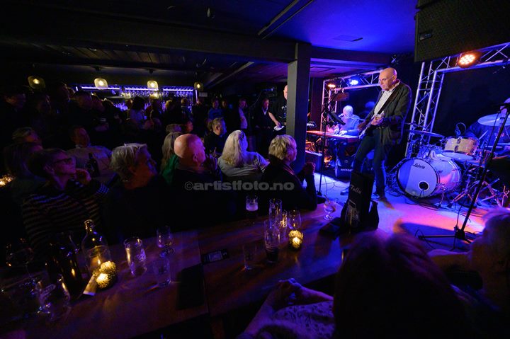 De Musikalske Dvergene på Madam Felle, Bergen. Foto: Svein Erik Nomeland