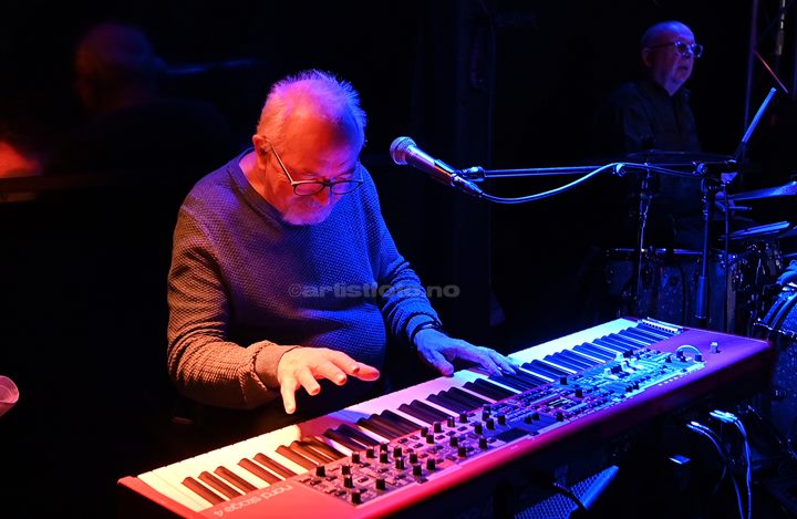 De Musikalske Dvergene på Madam Felle, Bergen. Foto: Svein Erik Nomeland