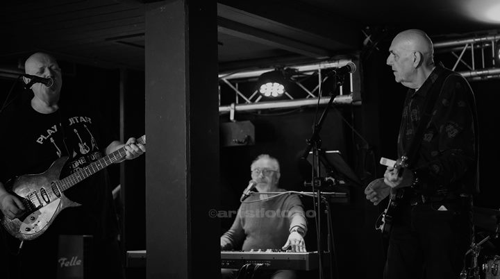 De Musikalske Dvergene på Madam Felle, Bergen. Foto: Svein Erik Nomeland