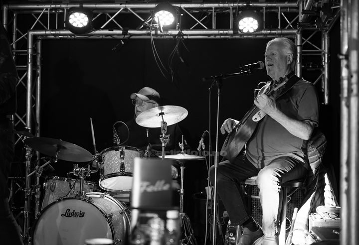 De Musikalske Dvergene på Madam Felle, Bergen. Foto: Svein Erik Nomeland