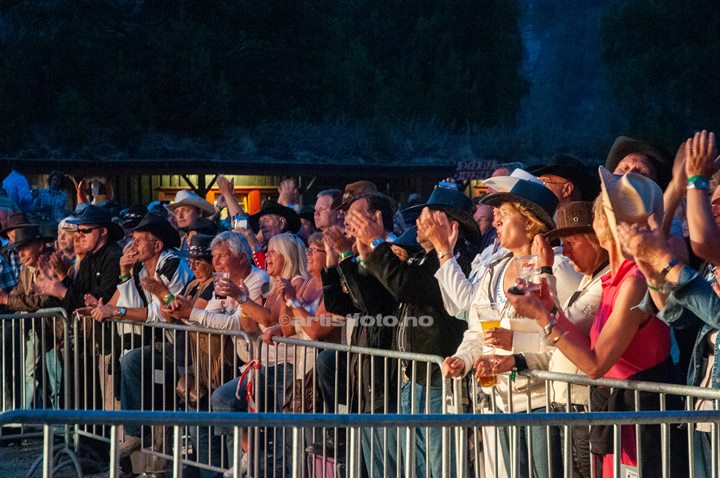 Lynn Anderson og Arne Benoni på Ose Countryfestival 5/7 2008. Foto: Svein Erik Nomeland