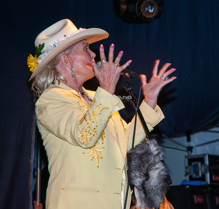 Lynn Anderson og Arne Benoni på Ose Countryfestival 5/7 2008. Foto: Svein Erik Nomeland