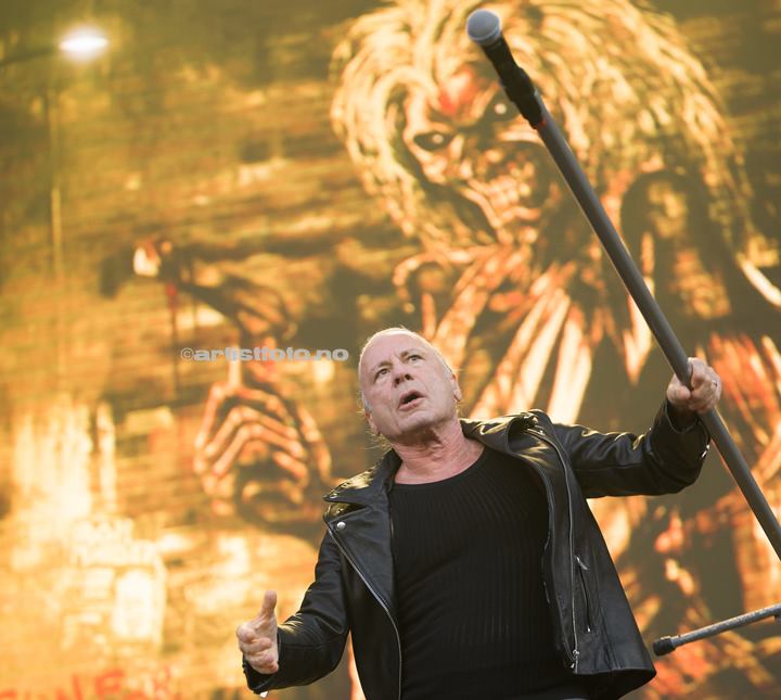 Bruce Dickinson, Iron Maiden, Lyse Arena, Stavanger. Foto: Svein Erik Nomeland