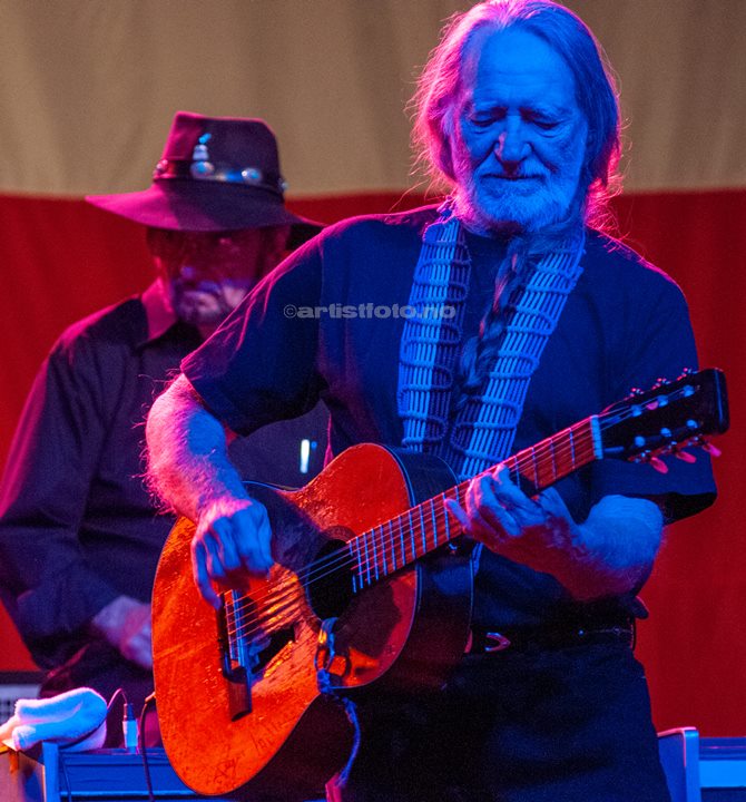 Willie Nelson i Fibo Trespohallen, Lyngdal 04.05.2008. Foto: Svein Erik Nomeland