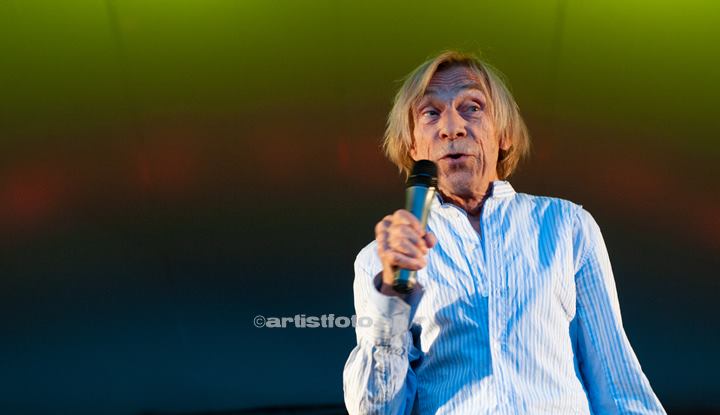 Jahn Teigen, Arendal, 20.05.2010. Foto: Svein Erik Nomeland