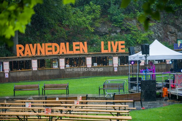 Maria Mena med band, Ravnedalen Live, Kristiansand. Foto: Svein Erik Nomeland