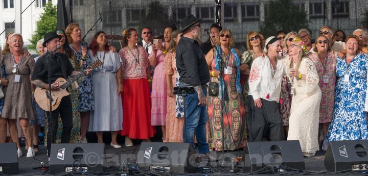 Moonshiners Project, Poppes Plass, Arendal (header). Foto: Svein Erik Nomeland