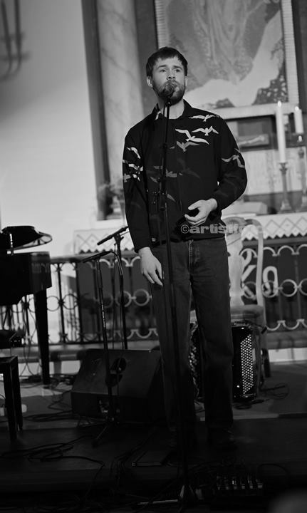 Martin Steinum Brun i Vår Frelsers Kirke, Farsund Folk Festival. Foto: Svein Erik Nomeland