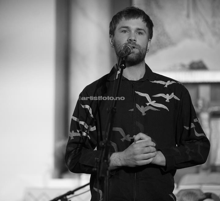 Martin Steinum Brun i Vår Frelsers Kirke, Farsund Folk Festival. Foto: Svein Erik Nomeland