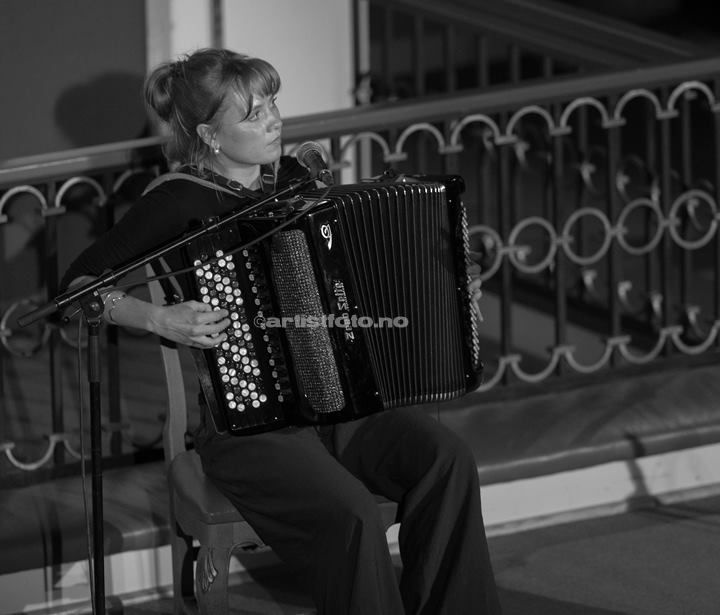 ULD i Vår Frelsers Kirke, Farsund Folk Festival. Foto: Svein Erik Nomeland
