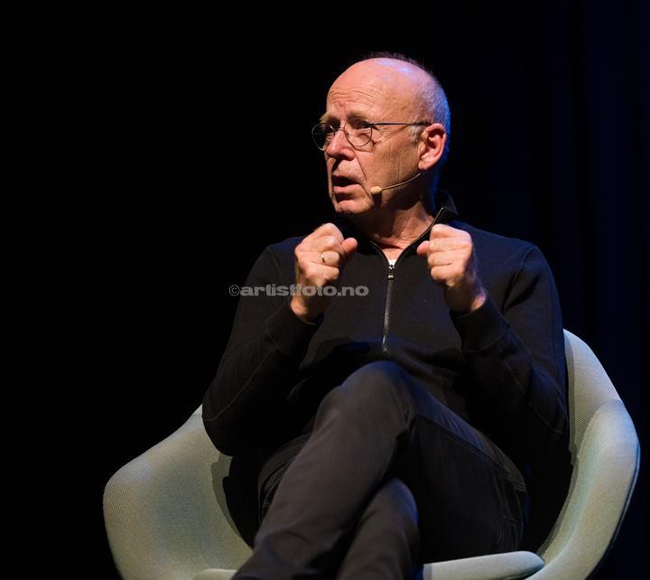 Trond- Viggo Torgersen, Kroppen for voksne, Lyngdal Kulturhus. Foto: Svein Erik Nomeland