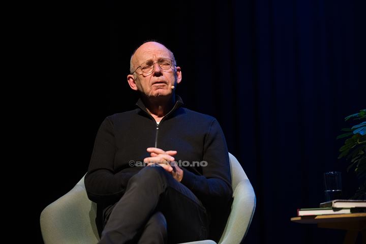Trond- Viggo Torgersen, Kroppen for voksne, Lyngdal Kulturhus. Foto: Svein Erik Nomeland