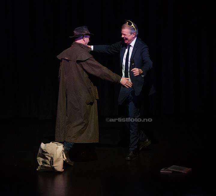 Fra venstre: Lothepus, Alex Rosén. DJ KAK, Kvinesdal Kulturhus. Foto: Svein Erik Nomeland