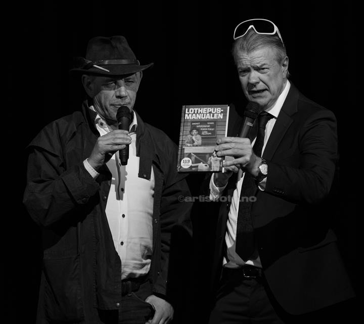 Fra venstre: Lothepus, Alex Rosén. DJ KAK, Kvinesdal Kulturhus. Foto: Svein Erik Nomeland