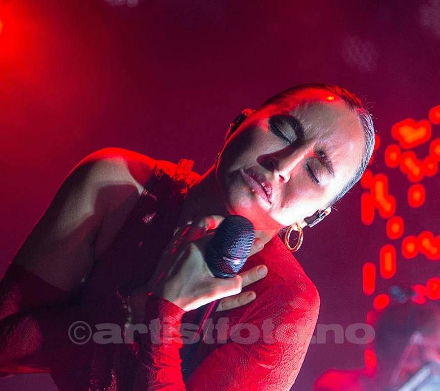 Highasakite, Caledonien Hall, Kristiansand (header). Foto: Ann Cathrin Valle Bjelkåsen