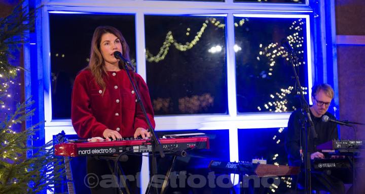 Hilde Selvikvåg, Lindland farm, Kvinesdal(header). Foto: Svein Erik Nomeland
