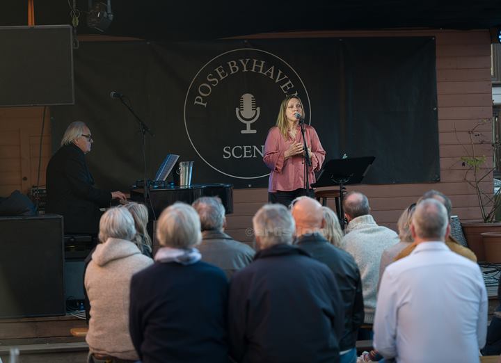 Ketil Bjørnstad og Anneli Drecker, Posebyhaven, Kristiansand. Foto: Svein Erik Nomeland