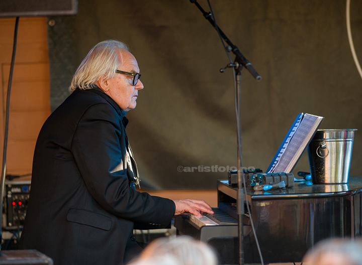Ketil Bjørnstad og Anneli Drecker, Posebyhaven, Kristiansand. Foto: Svein Erik Nomeland