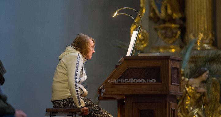 Ms Dauscher, Atem Pause i St. Michael kirken, München, Tyskland. Foto: Svein Erik Nomeland