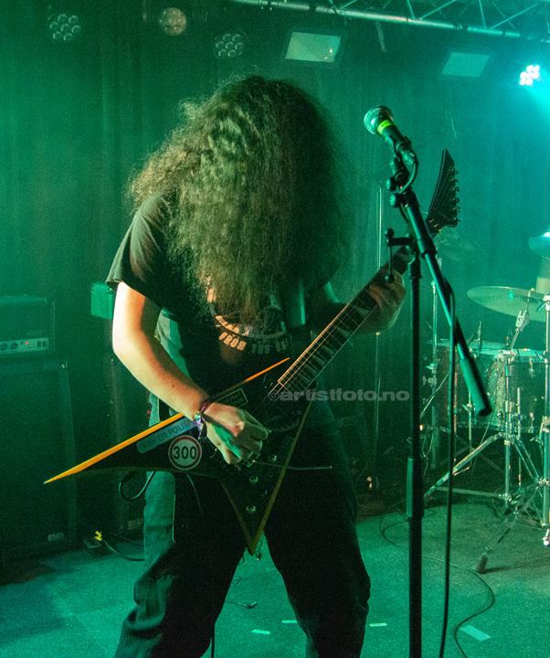 Rioter, Karmøygeddon, Kopervik. Foto: Stian Veggeland