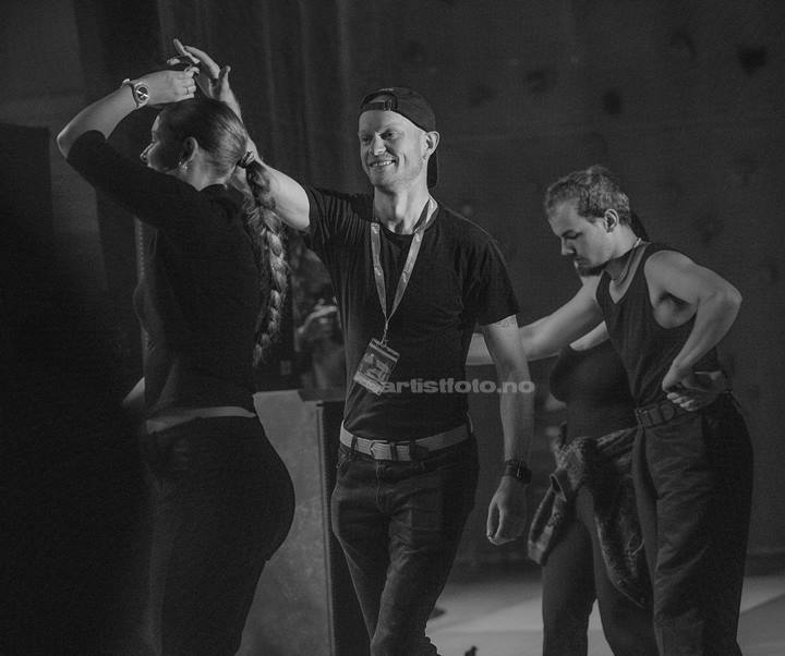 Artister fra Gangar danset under Pumpegris, Farsund Folk Festival. Foto: Svein Erik Nomeland