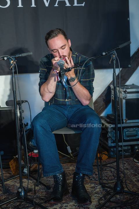 Frederic Deverill, Farsund Folk Festival. Foto: Svein Erik Nomeland