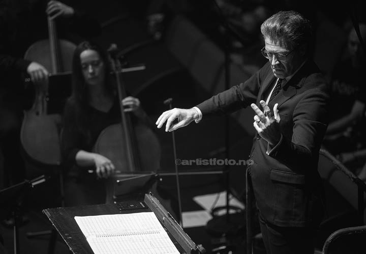 Kristiansand Symfoniorkester, Alexander Hanson, Green Carnation. Kilden, Kristiansand. Foto: Svein Erik Nomeland